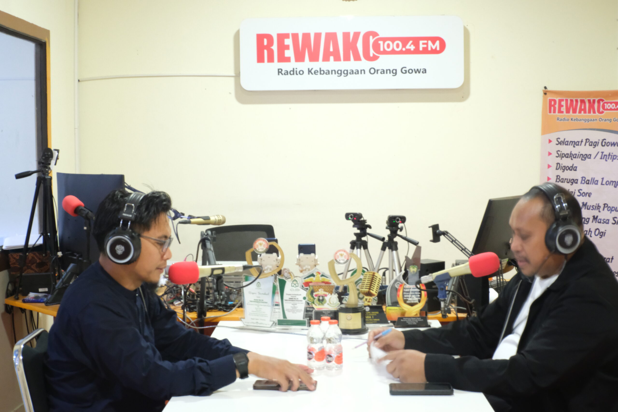 Kepala SDIT Al-Fadiyah Jadi Narasumber Radio Rewako 100.4 FM, Bahas Transformasi Pendidikan untuk Generasi Mandiri dan Berakhlak Mulia