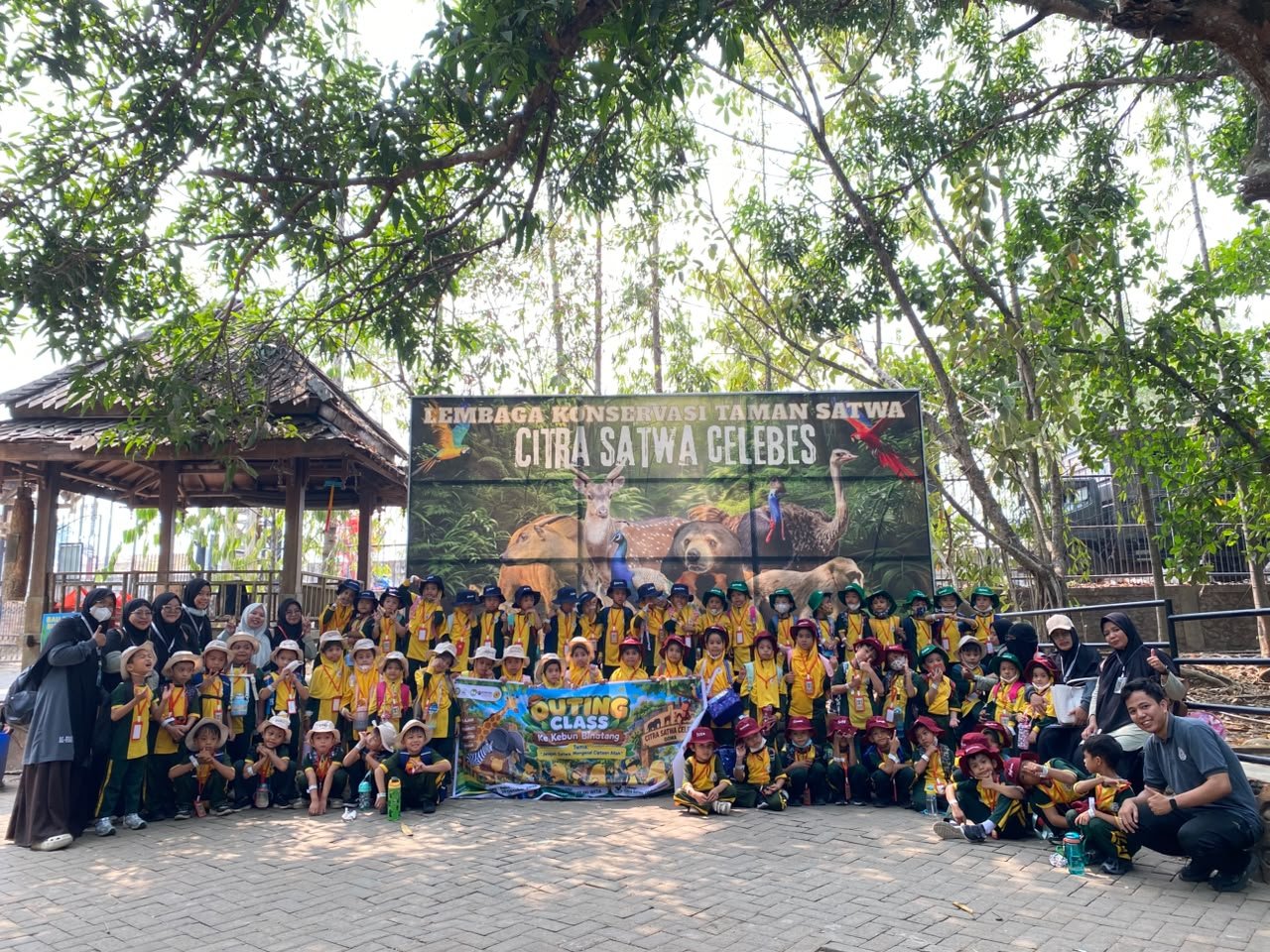 TKIT Al-Fadiyah Ajak Siswa Mengenal Satwa Ciptaan Allah melalui Kegiatan Outing Class di Kebun Binatang